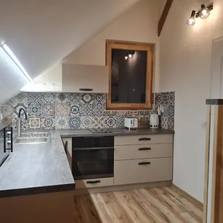 Apartament Konirna *